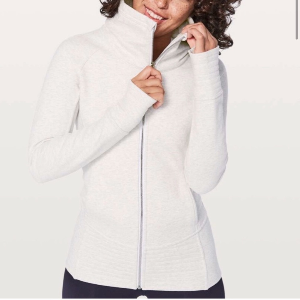 Lulu🍋 Radiant Jacket Heathered White size 8